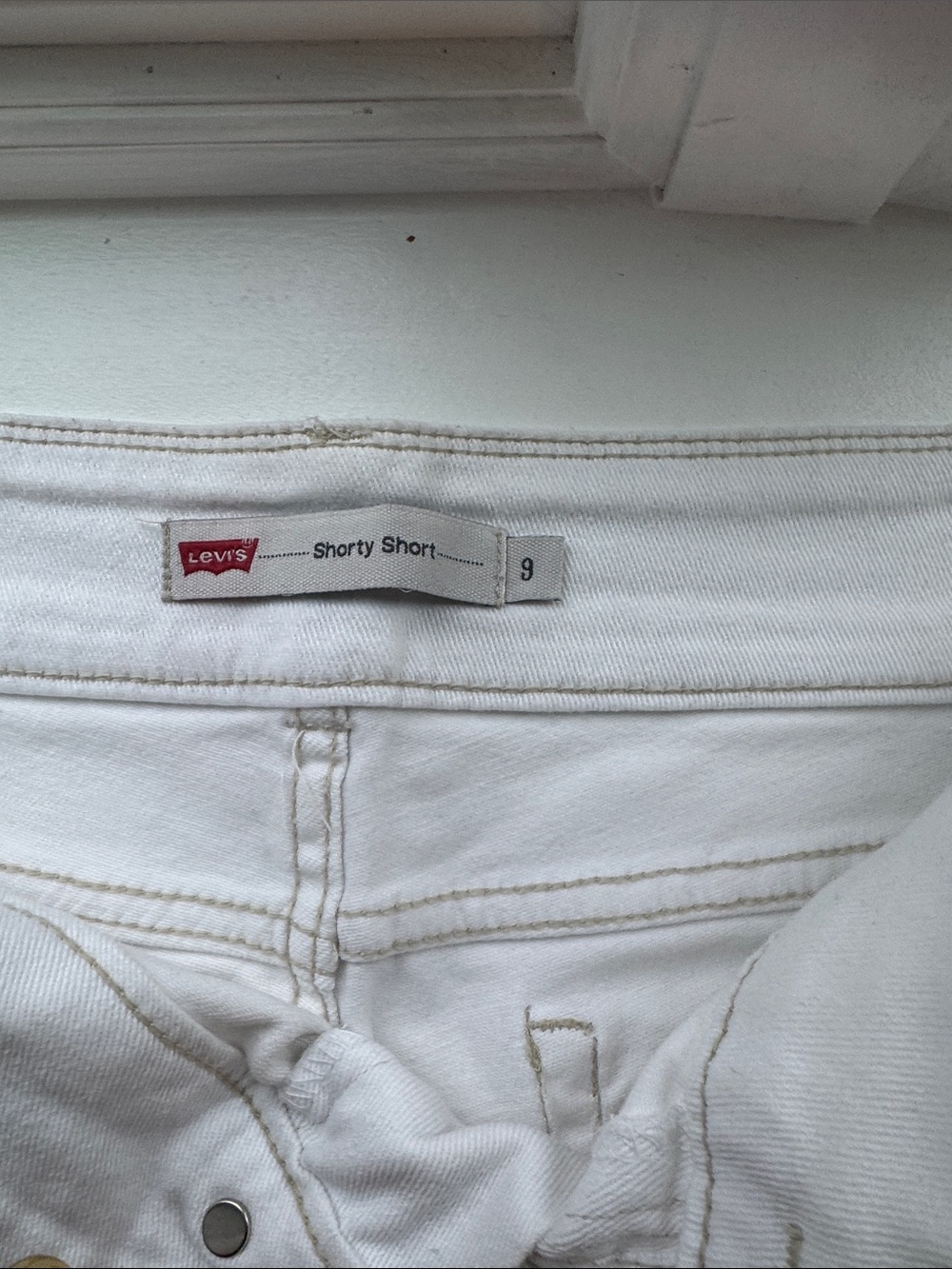 Levi's White Shorty Short Women's Jeans